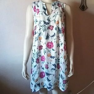 Old Navy floral dress size L, very cute